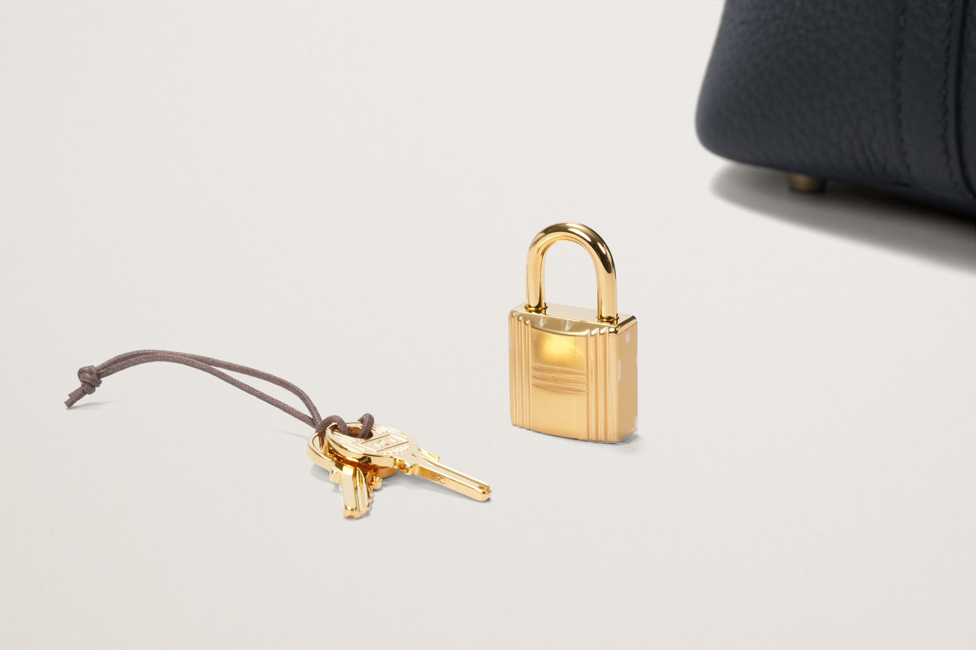 HERMES ピコタンロック18 黒
