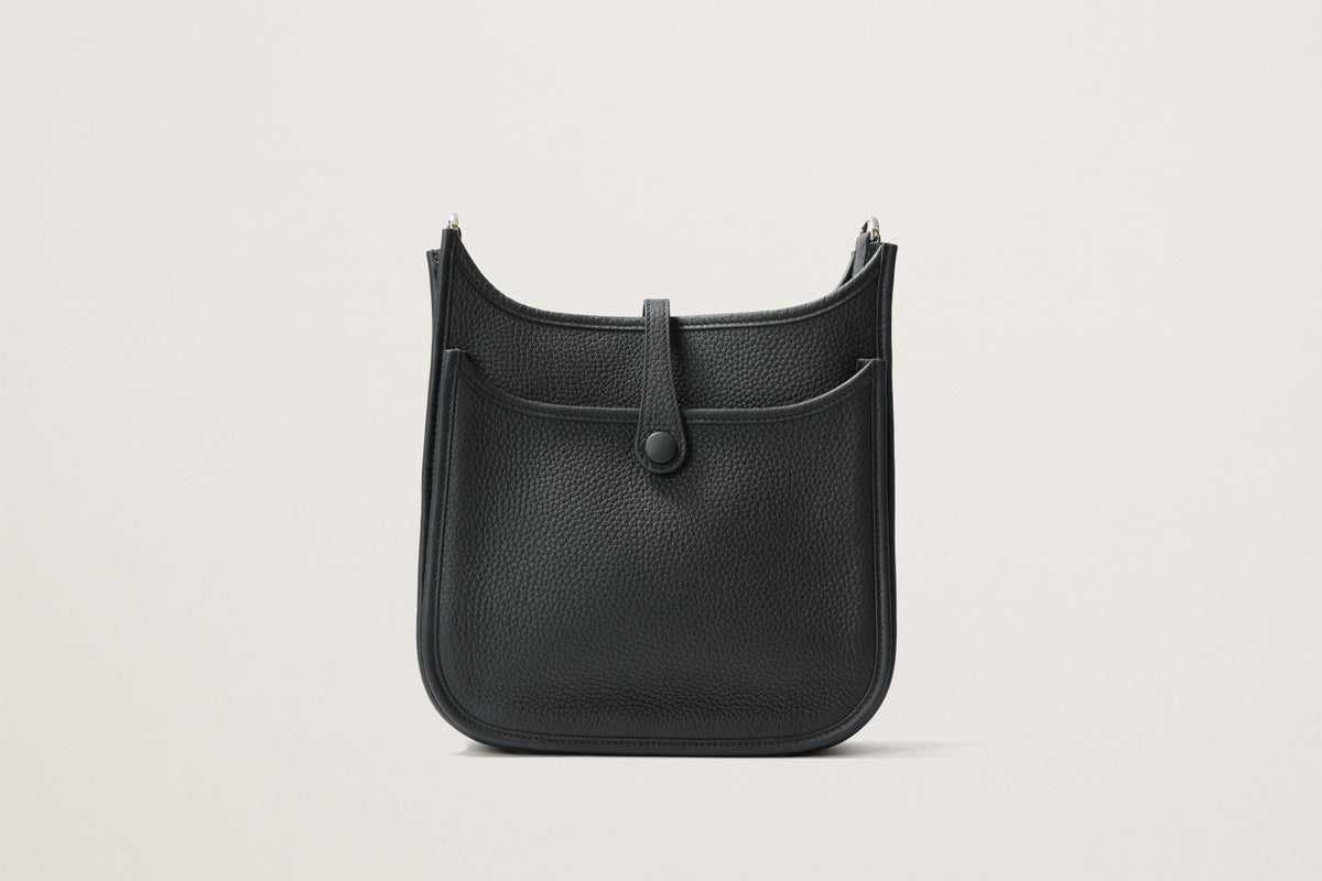 HERMES エヴリン23 黒