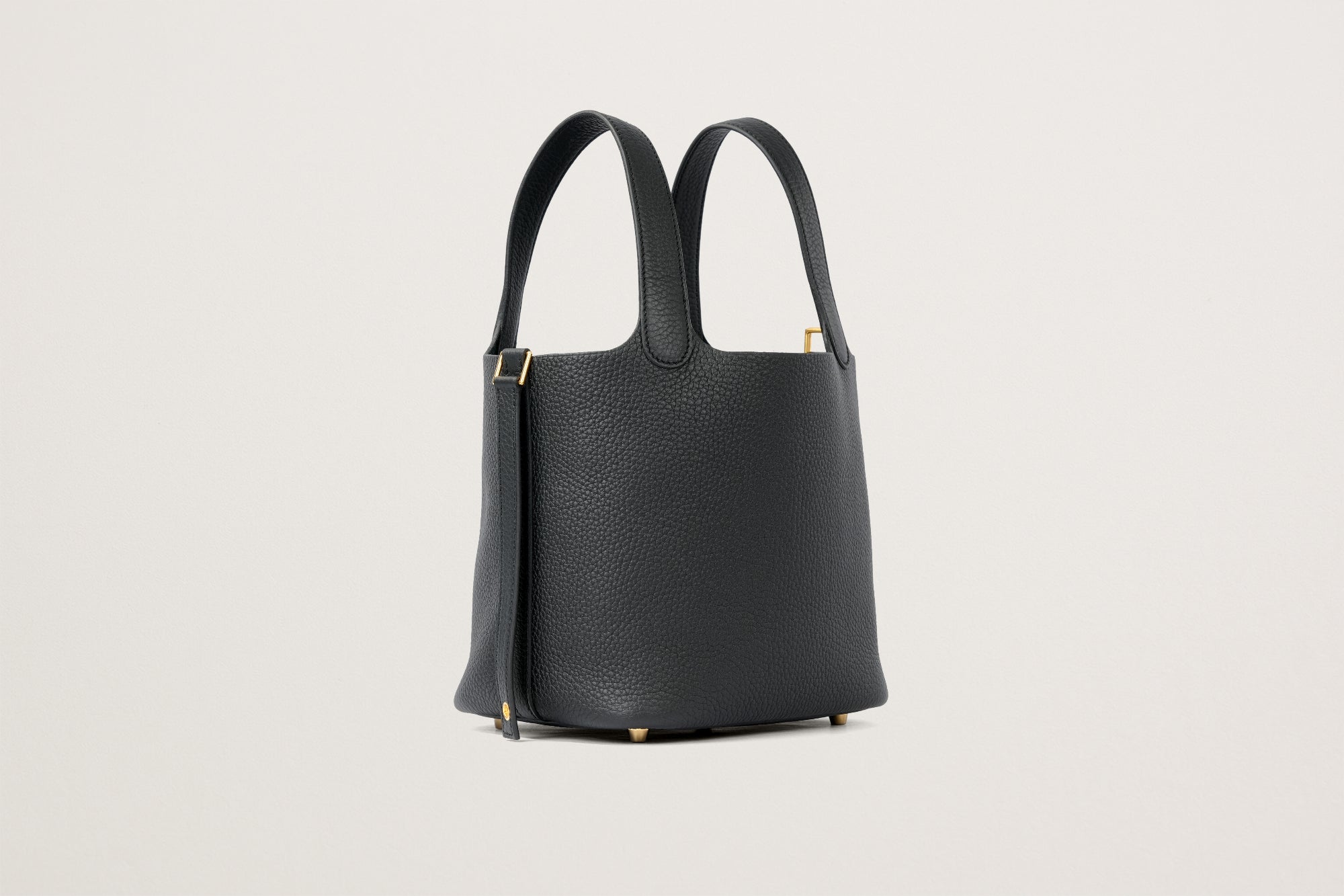 HERMES ピコタンロック18 黒