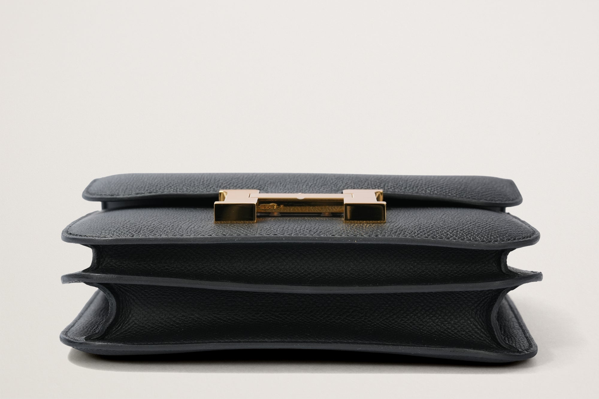 HERMES コンスタンスミニ 黒 – GINZA SATAKE