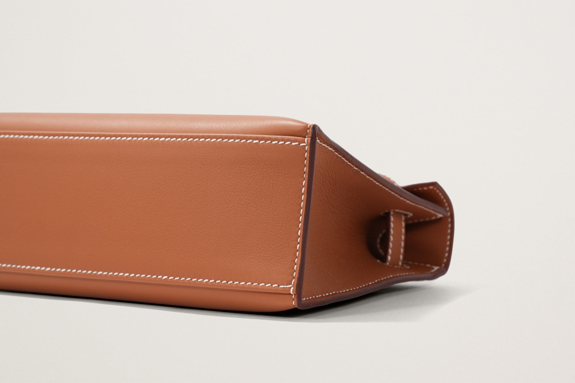 HERMES ポシェットケリー ゴールド