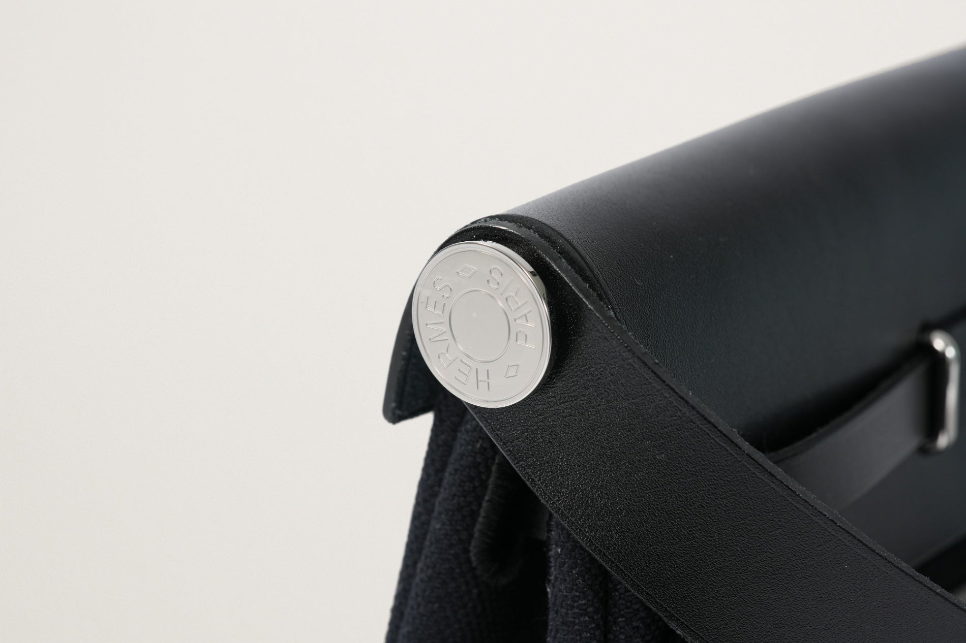 HERMES エールバッグミニ 黒