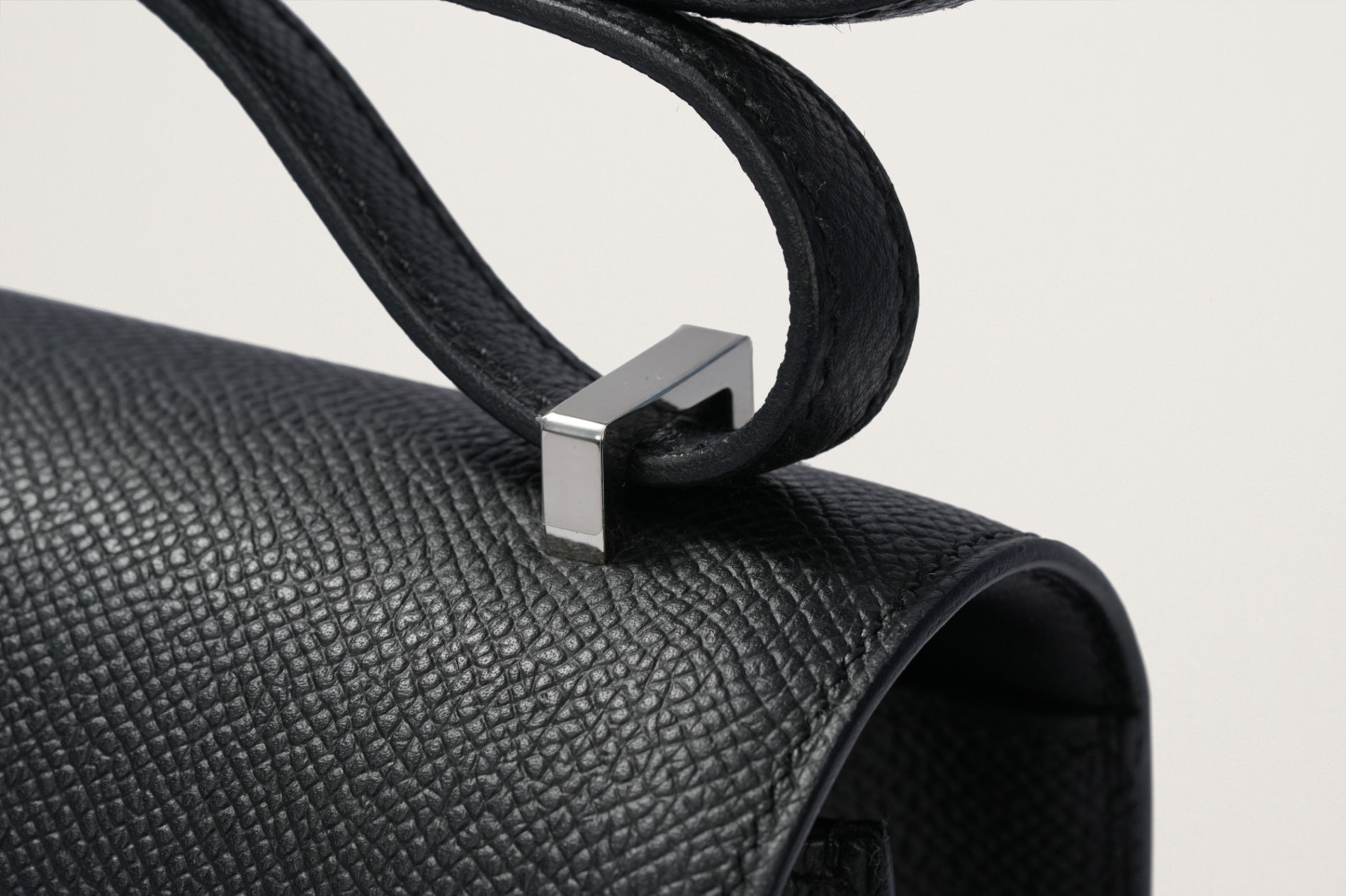 HERMES コンスタンスミニ 黒