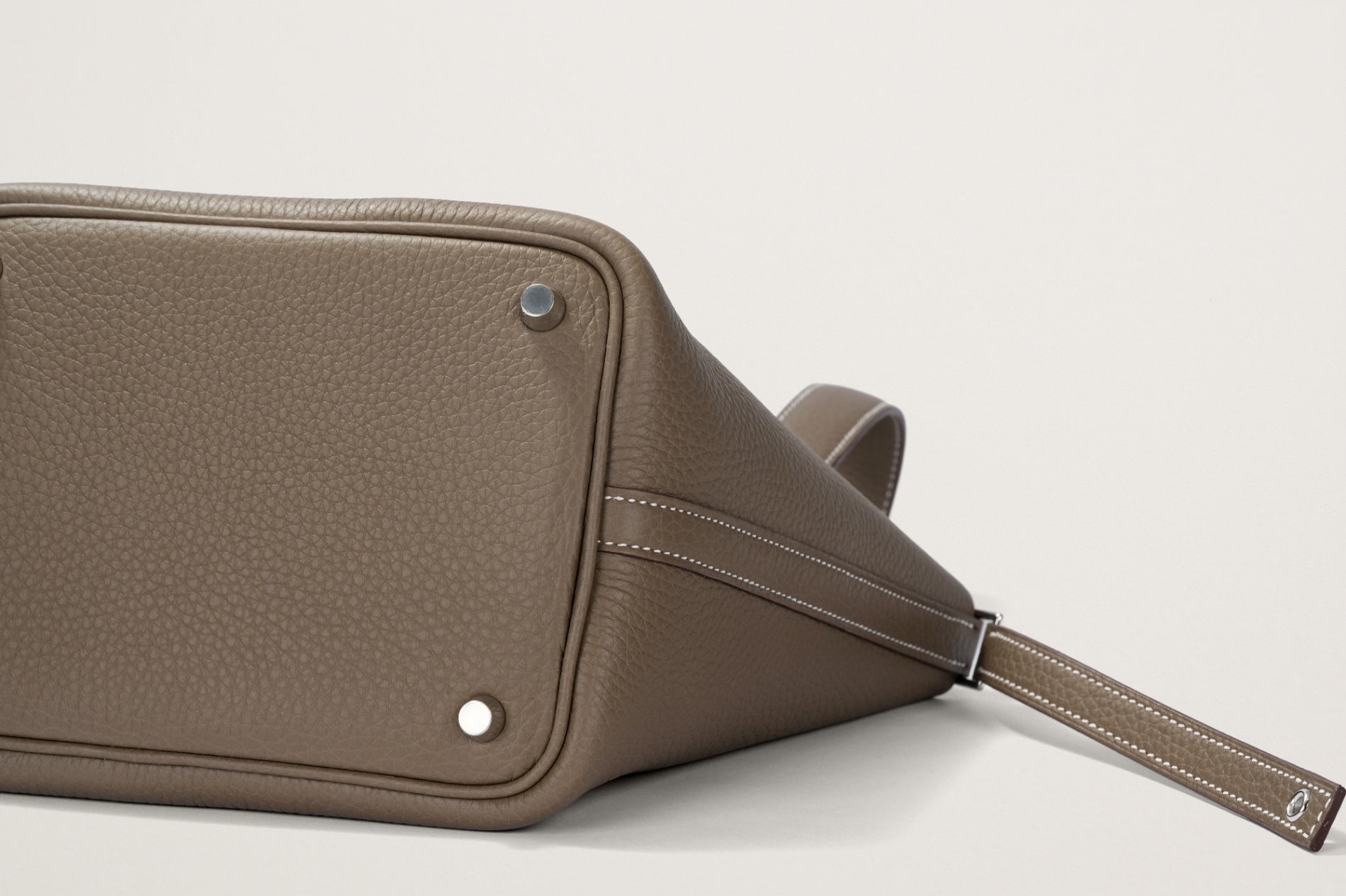 HERMES ピコタンロック18 エトゥープ