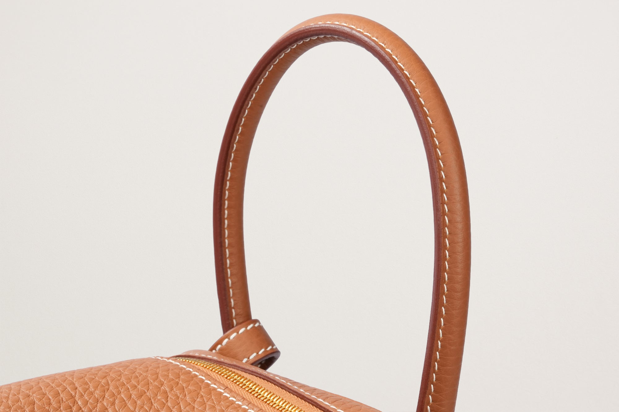 HERMES リンディ26 ゴールド