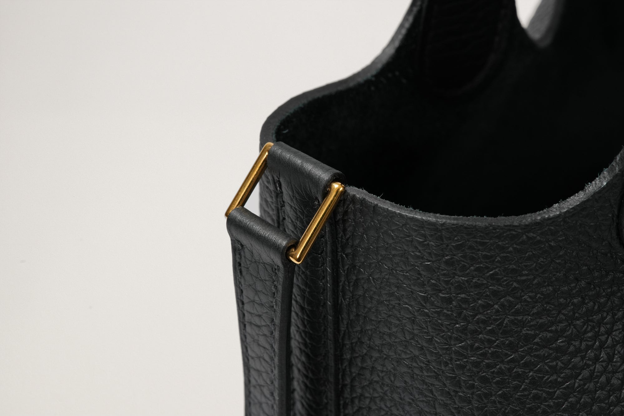 HERMES ピコタンロック18 黒