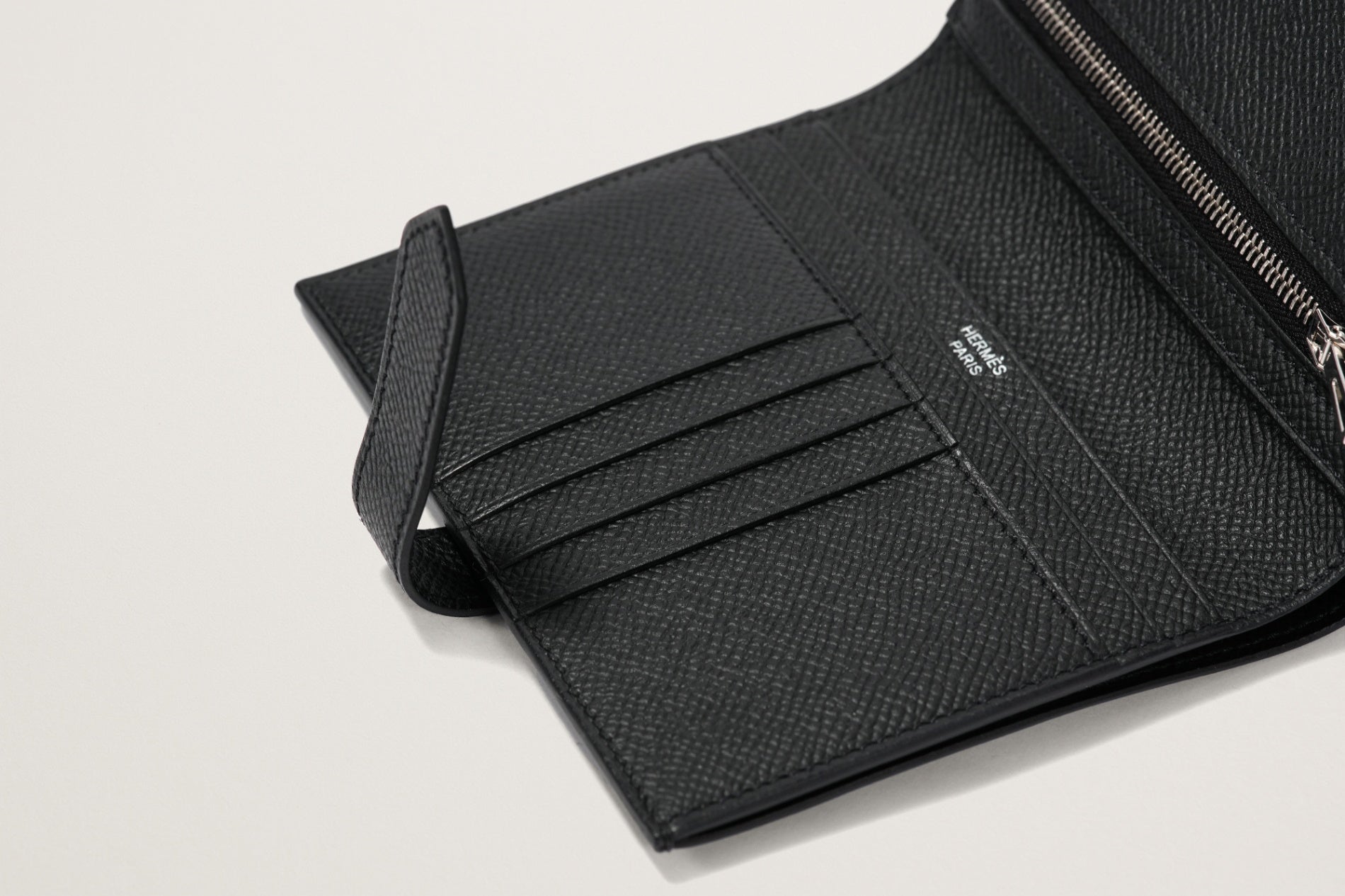 ベアンコンパクト HERMES ベアンコンパクト 黒 – GINZA SATAKE