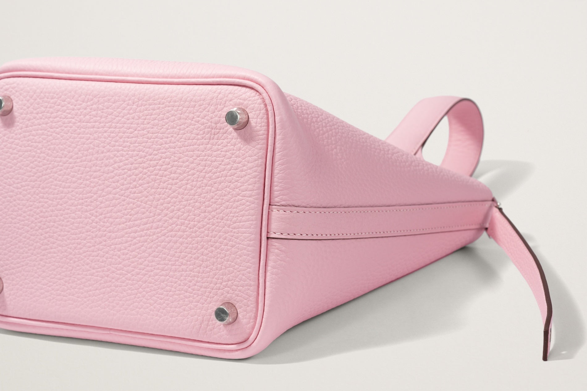 HERMES ピコタンロック18 ローズサクラ