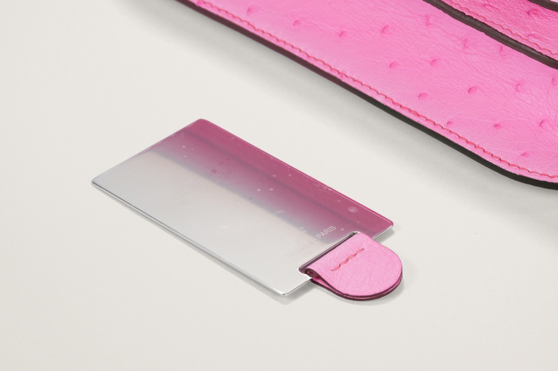 HERMES コンスタンスミニ ローズバブルガム