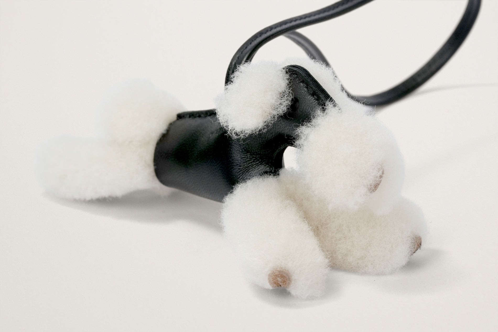 【新品未使用】エルメス バディ チャーム　HERMES budy 黒 HERMES バディチャーム 黒/エクリュ – GINZA SATAKE