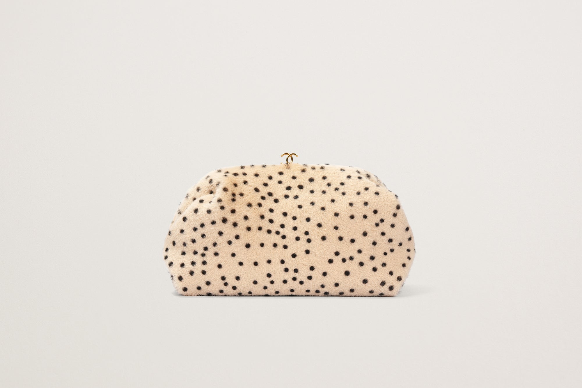 CHANEL メティエダール チェーン クラッチ