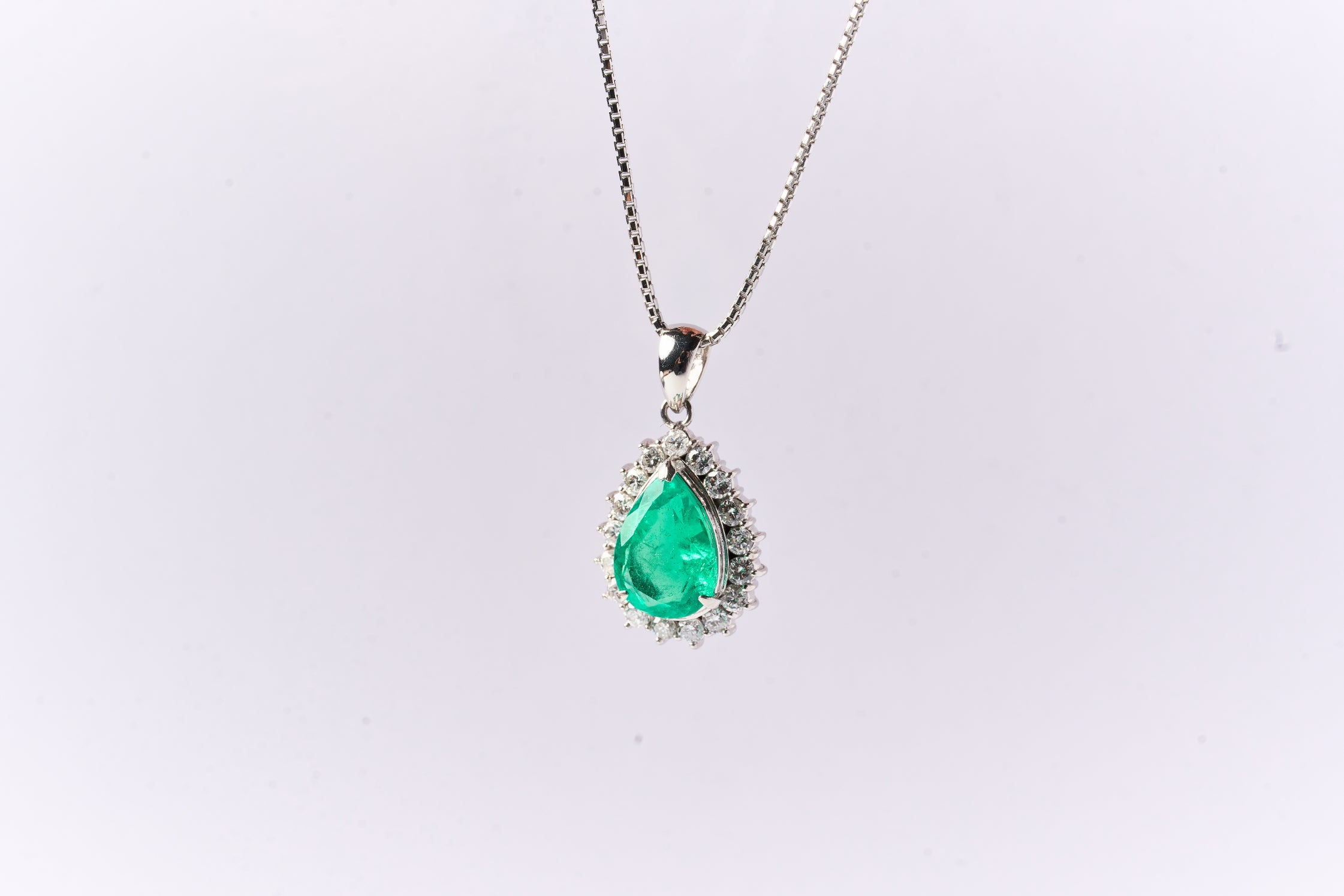 Pt製エメラルド ネックレス PT エメラルド ネックレス 0.77CT