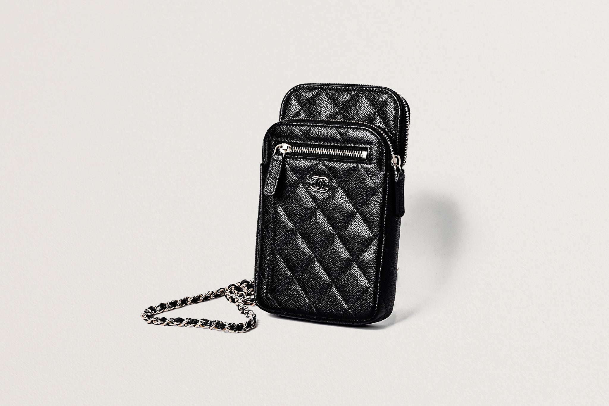 CHANEL チェーンショルダーフォンポーチ – GINZA SATAKE