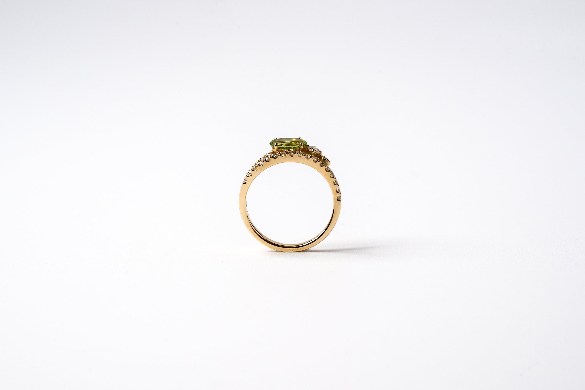 8月 ペリドット＆スピネルリング – GINZA SATAKE