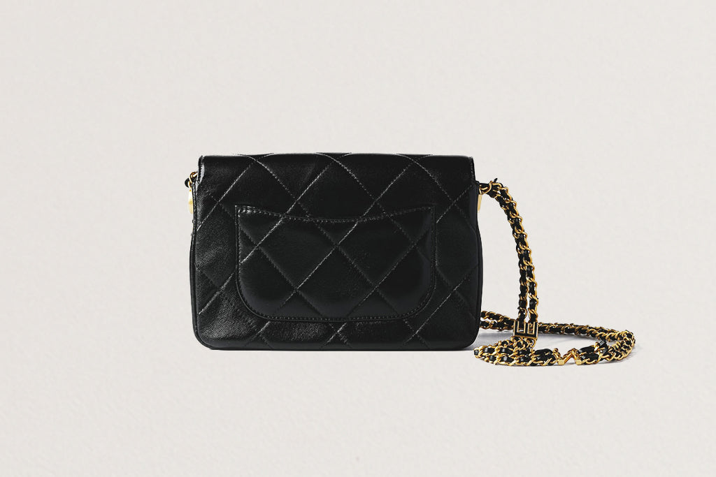 CHANEL 19 ショルダーバッグ