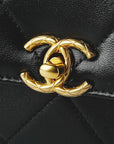 CHANEL 19 ショルダーバッグ