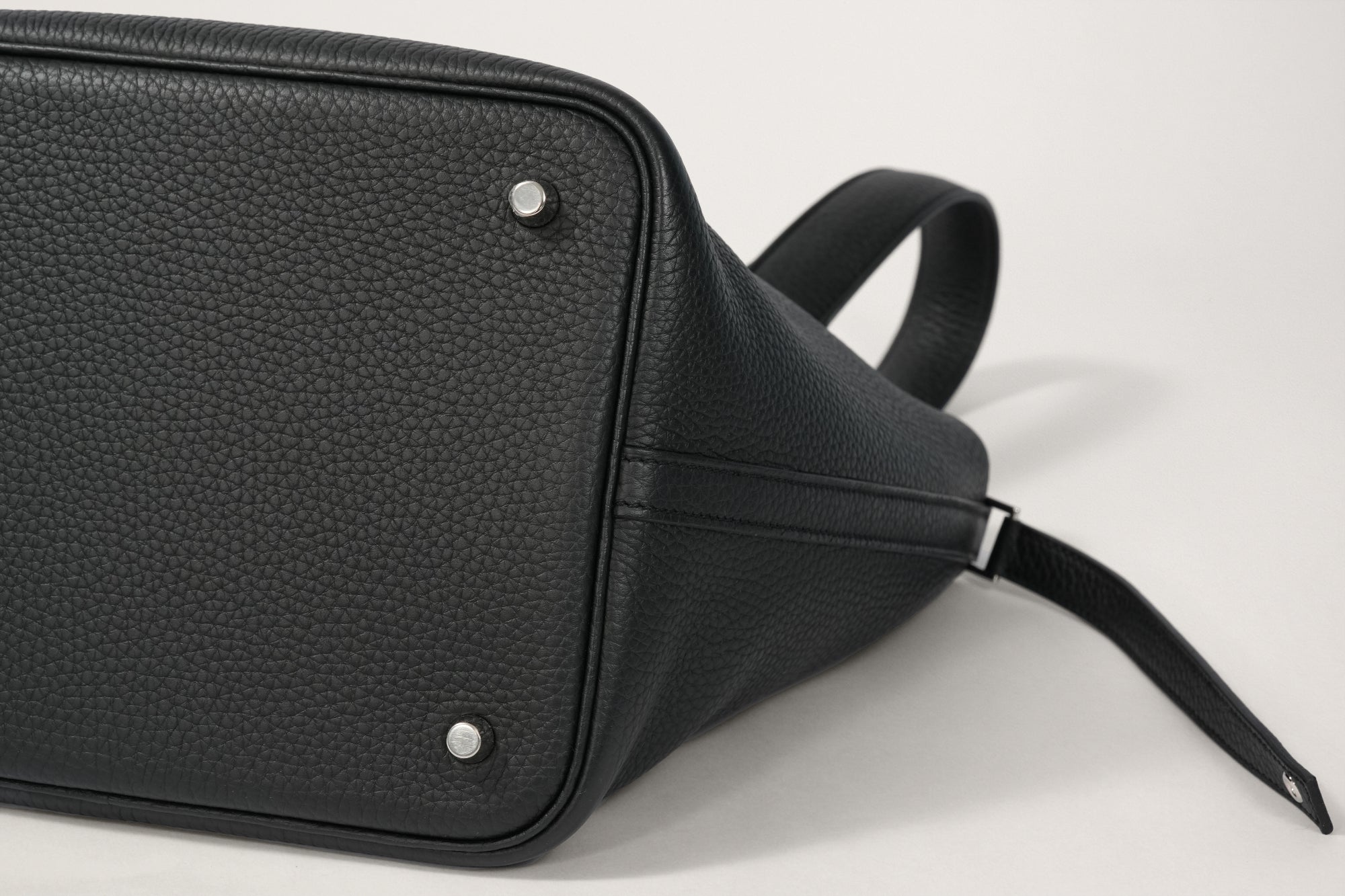 HERMES ピコタンロック22 黒