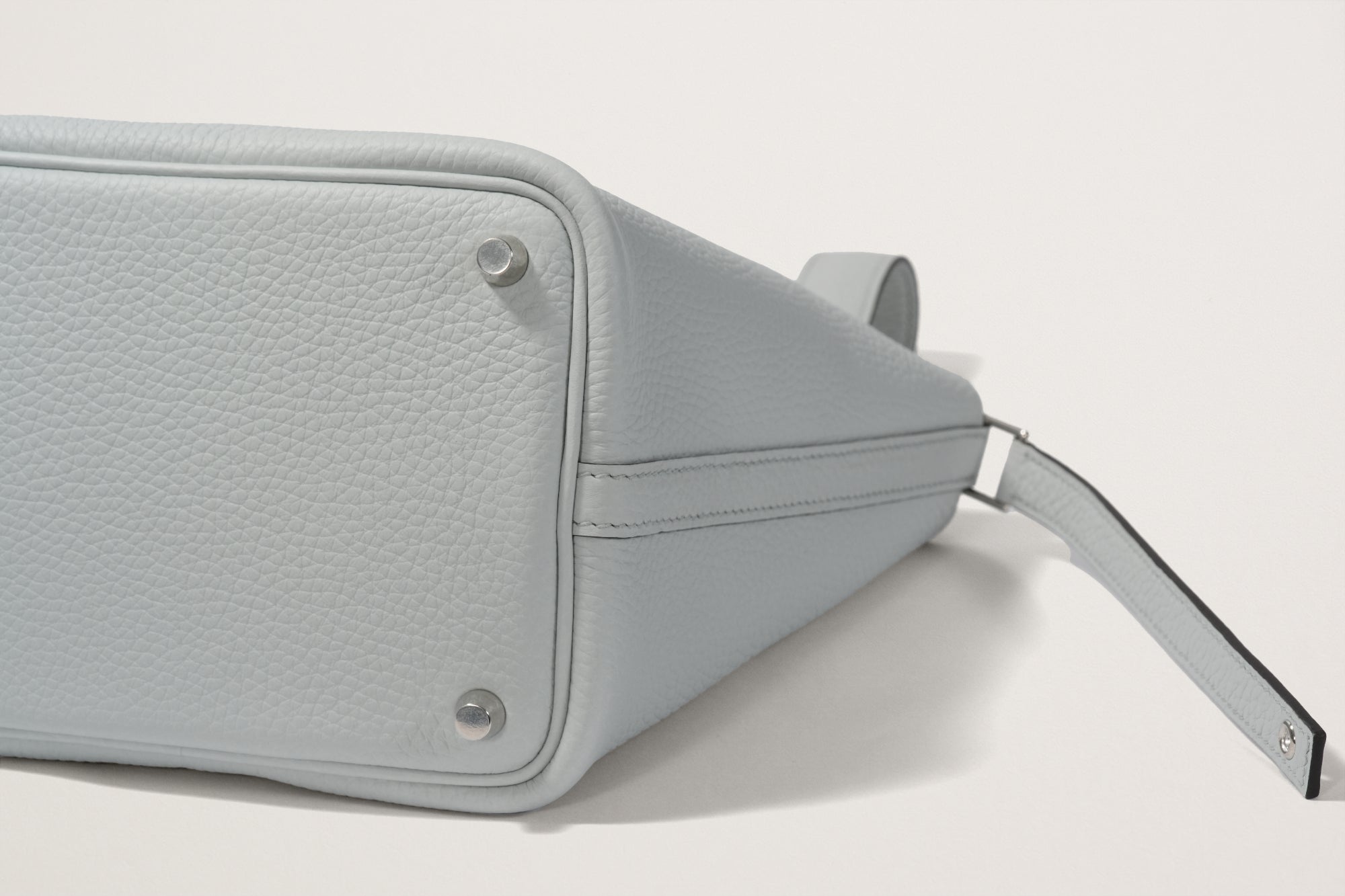 HERMES ピコタンロック18 ブルーぺール