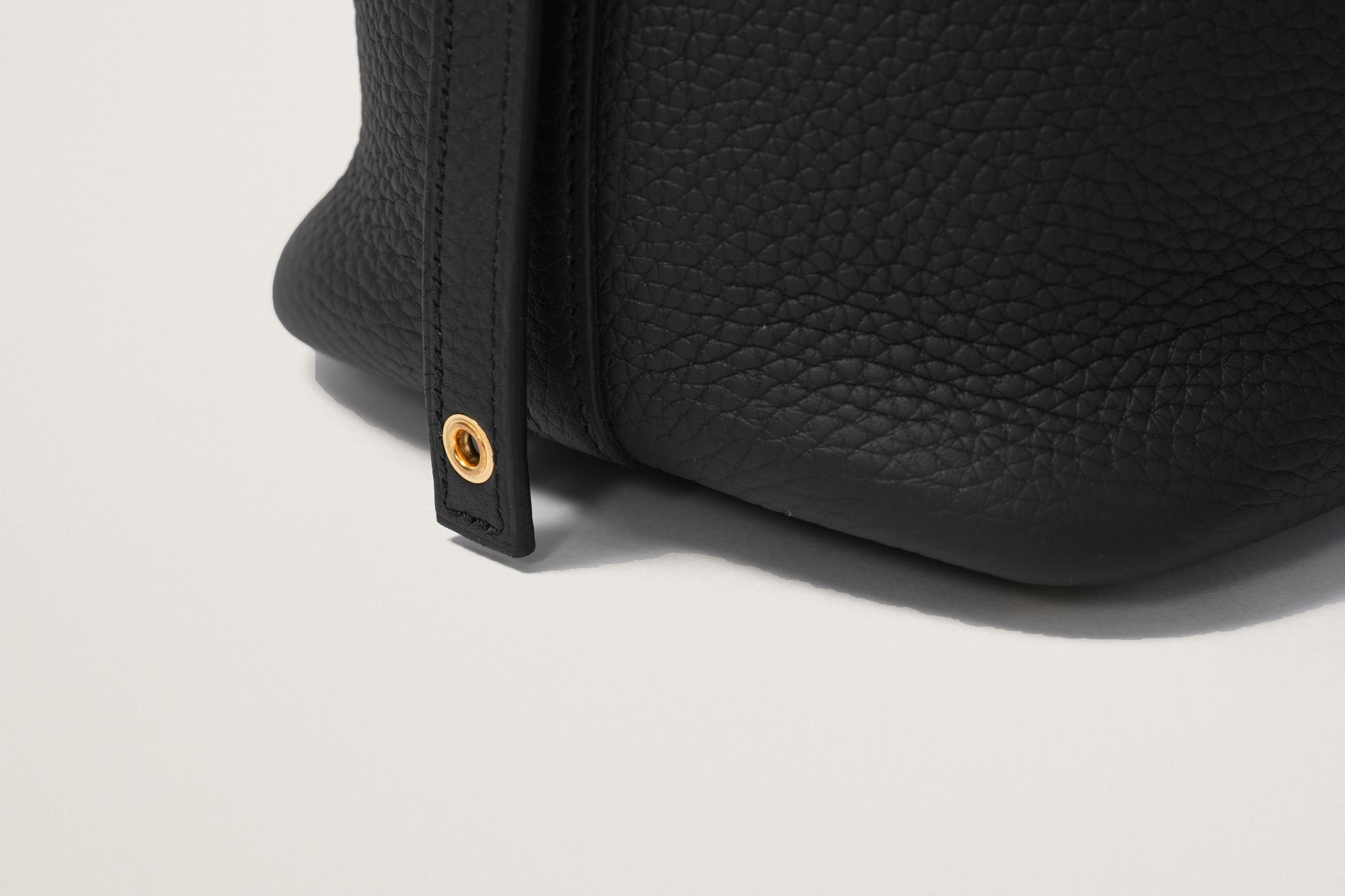 HERMES ピコタンロック18 黒