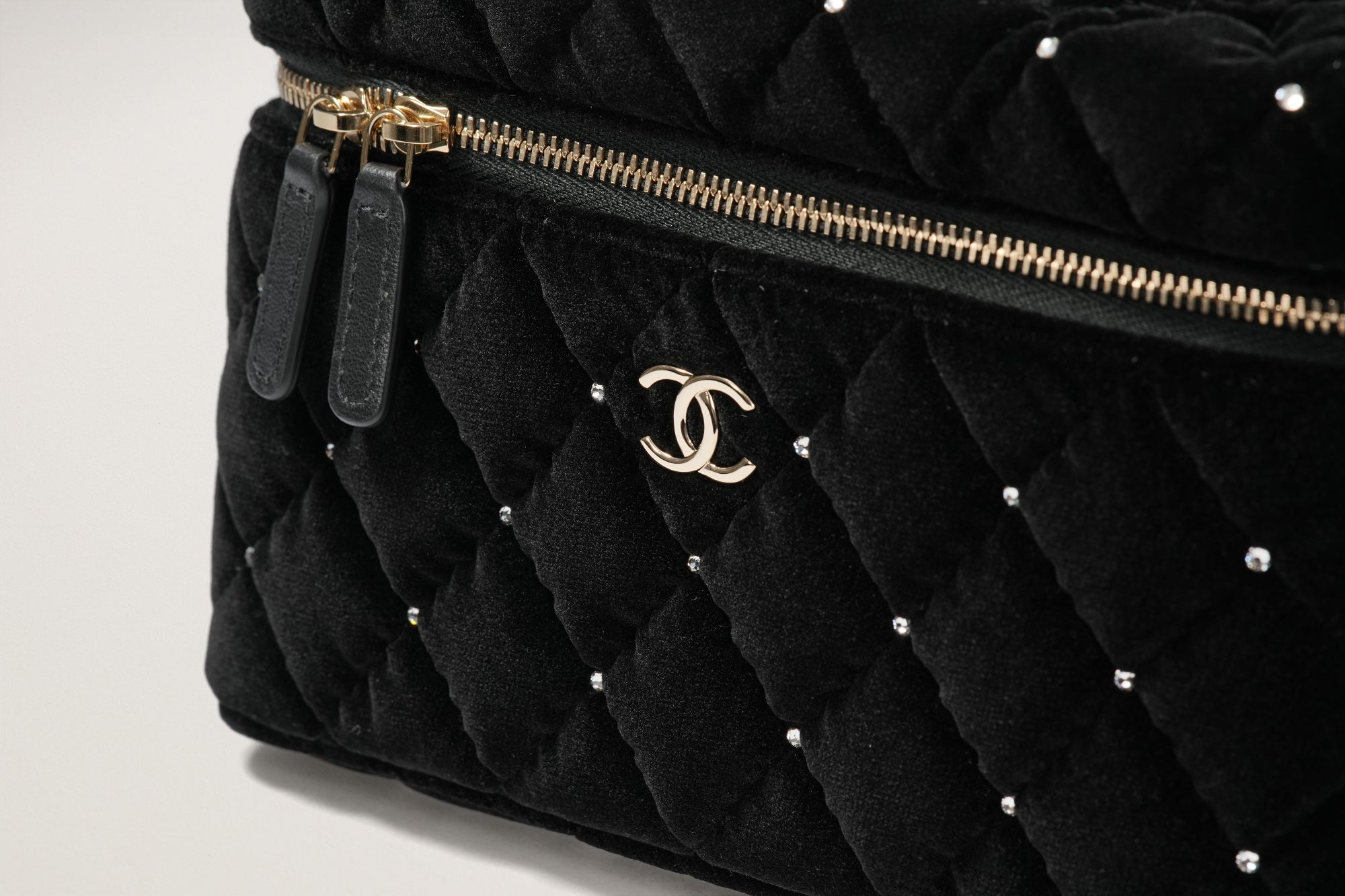 CHANEL シャネル ヴァニティケース – GINZA SATAKE