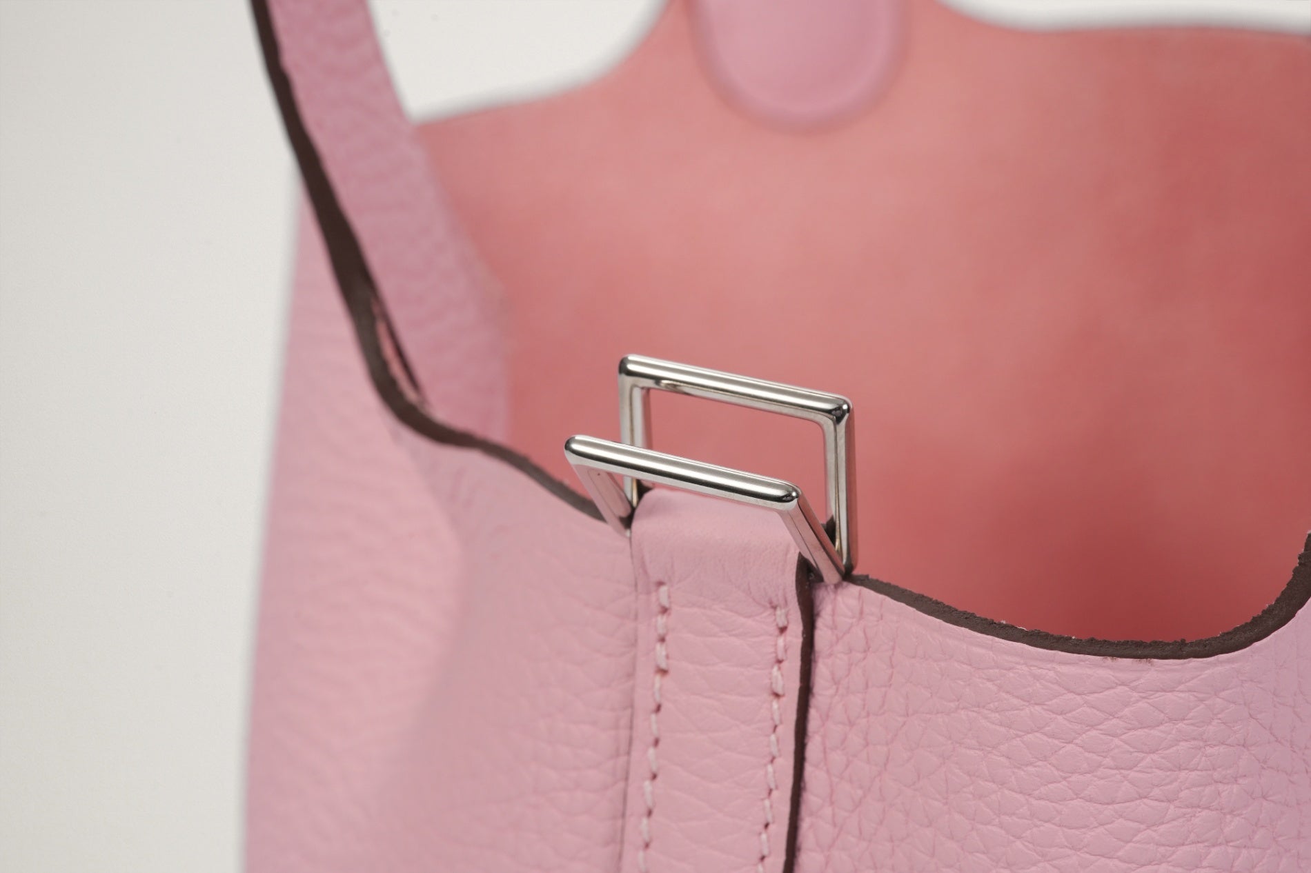 HERMES ピコタンロック18 ローズサクラ