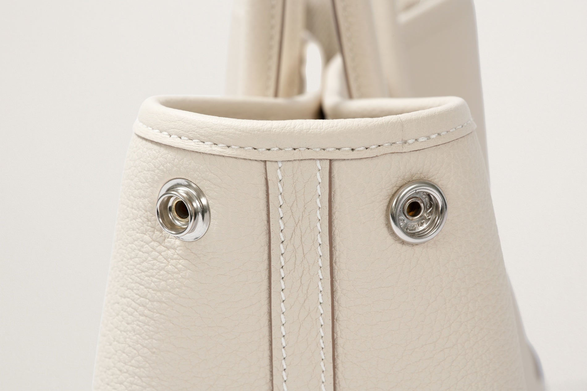 HERMES ネオ・ガーデン23 クレ