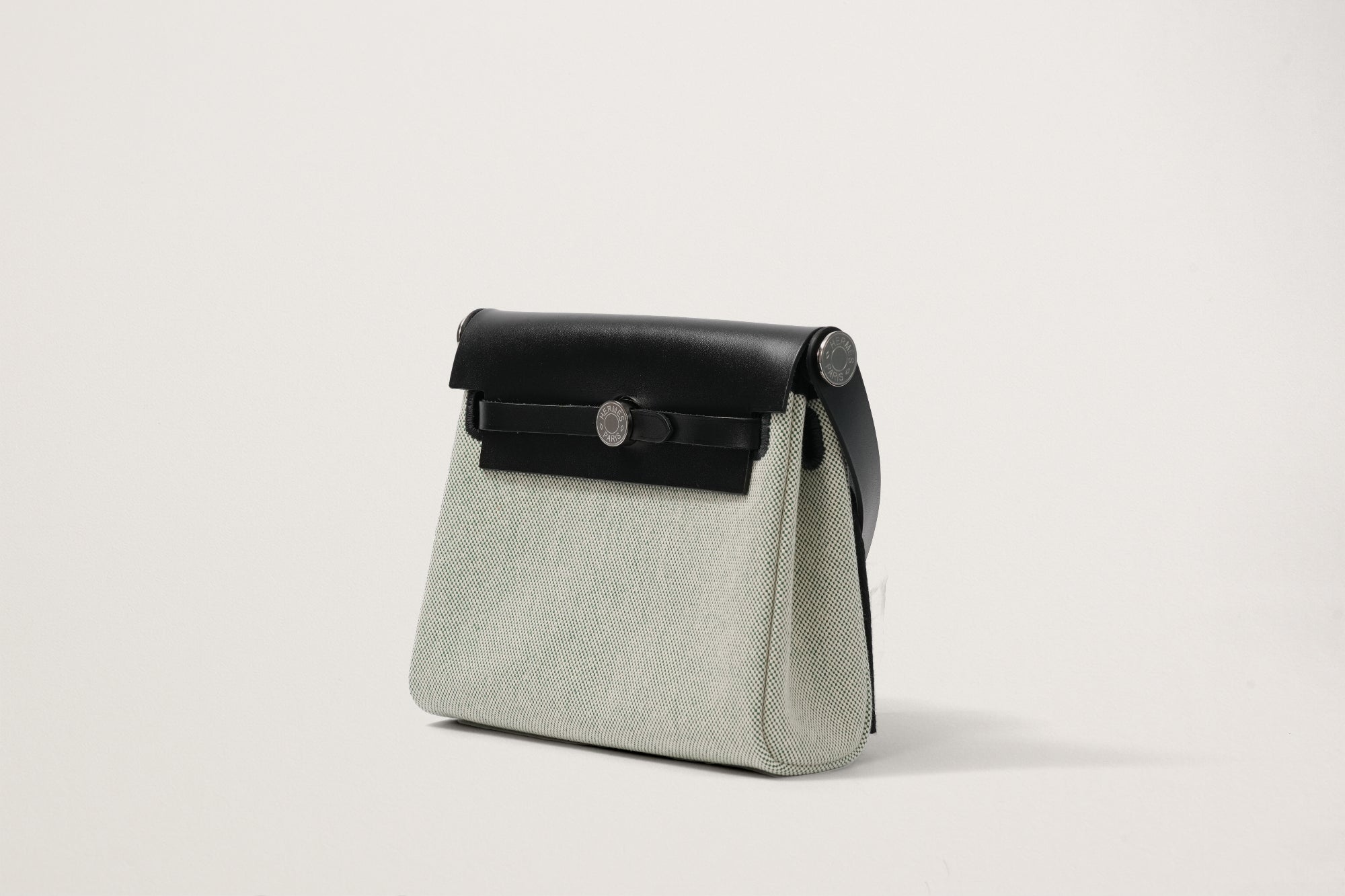 Hermès ベージュ エールバッグ 保存袋付き 楽天市場】エルメス HERMES エールバッグ ジップ MM 2WAY