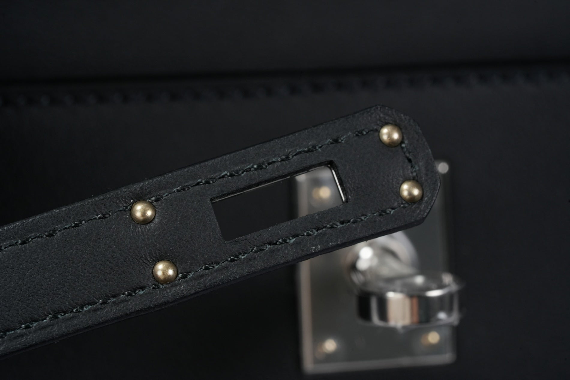 HERMES ポシェットケリー 黒