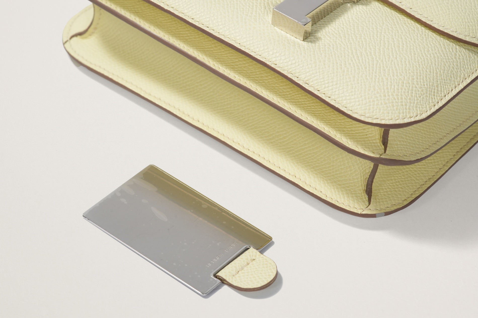 HERMES コンスタンスミニ ジョーヌミルトン