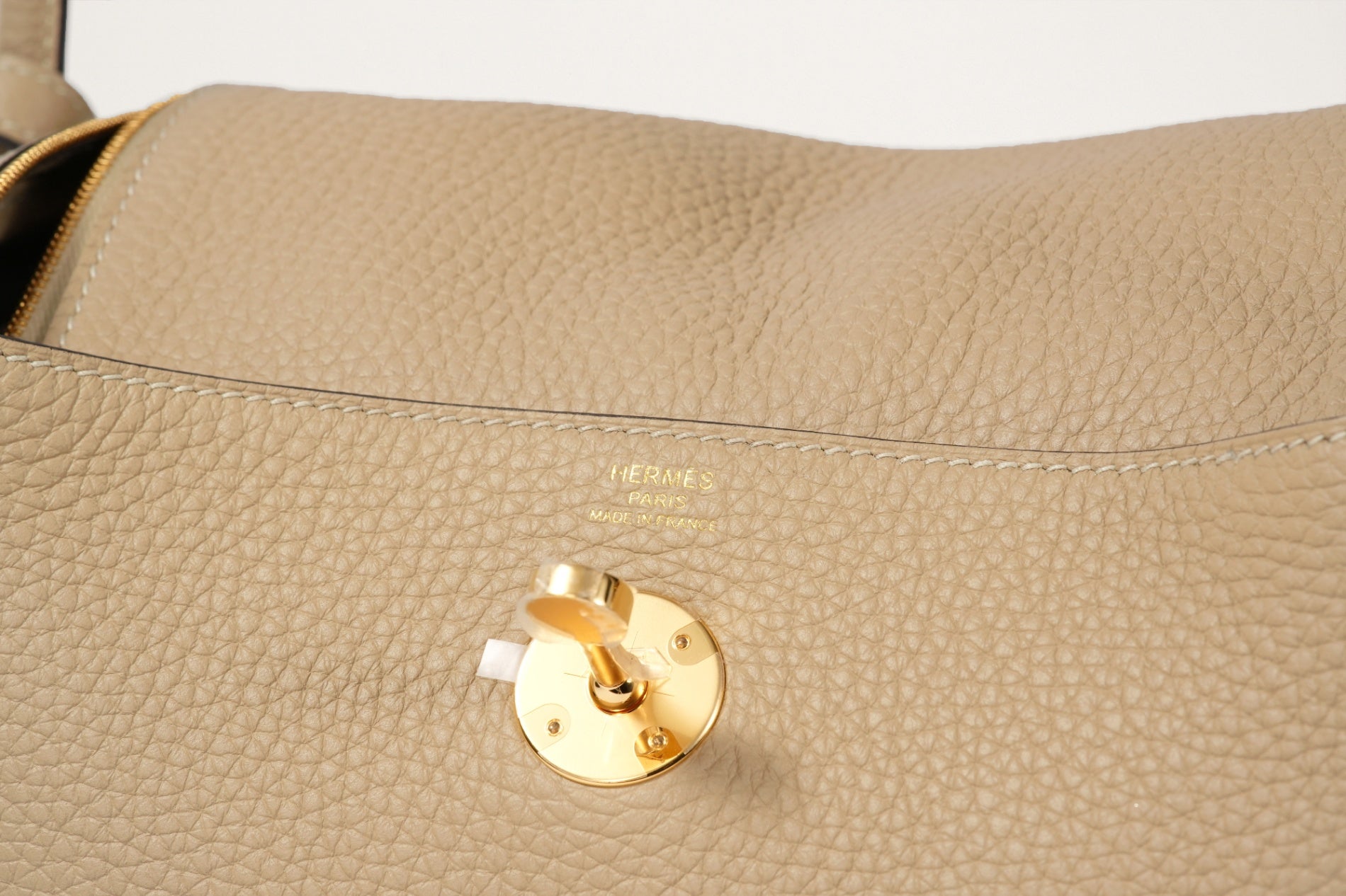 新品未使用　☆  エルメス　リンディ26 トレンチ　ゴールド金具 HERMES - 新品未使用 ☆ エルメス リンディ26 トレンチ ゴールド金具の