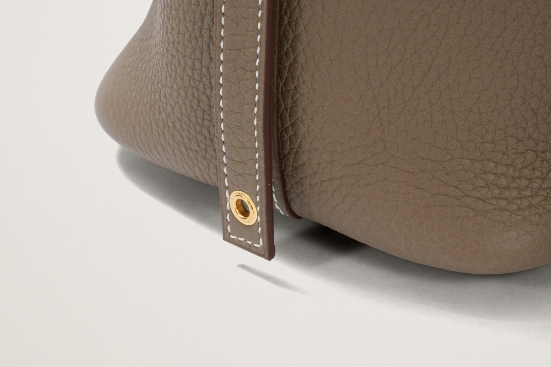HERMES ピコタンロック18 エトゥープ