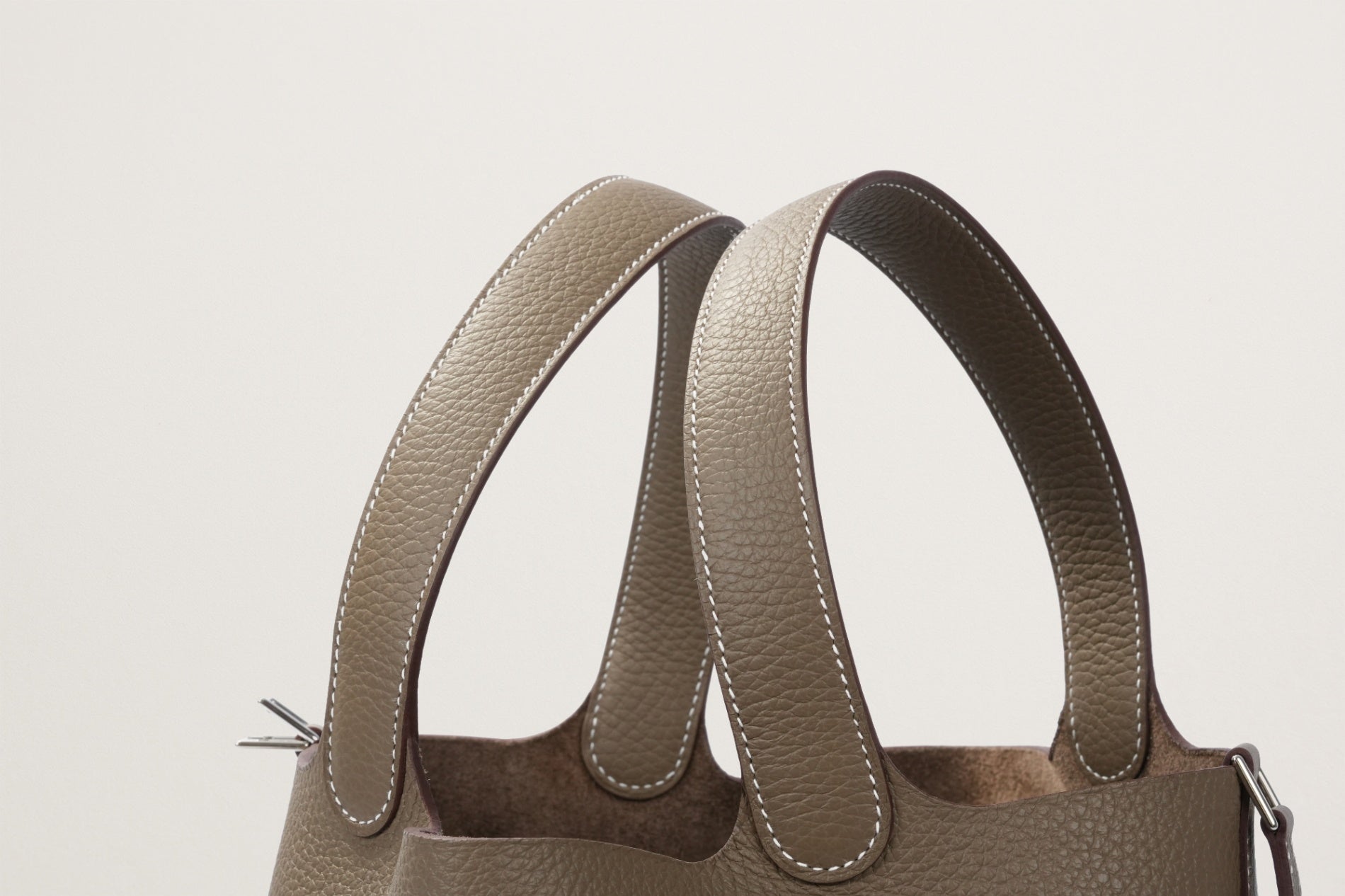 HERMES ピコタンロック22 エトゥープ