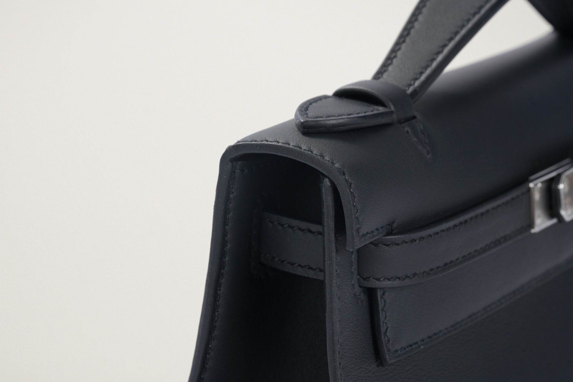 HERMES ポシェットケリー 黒