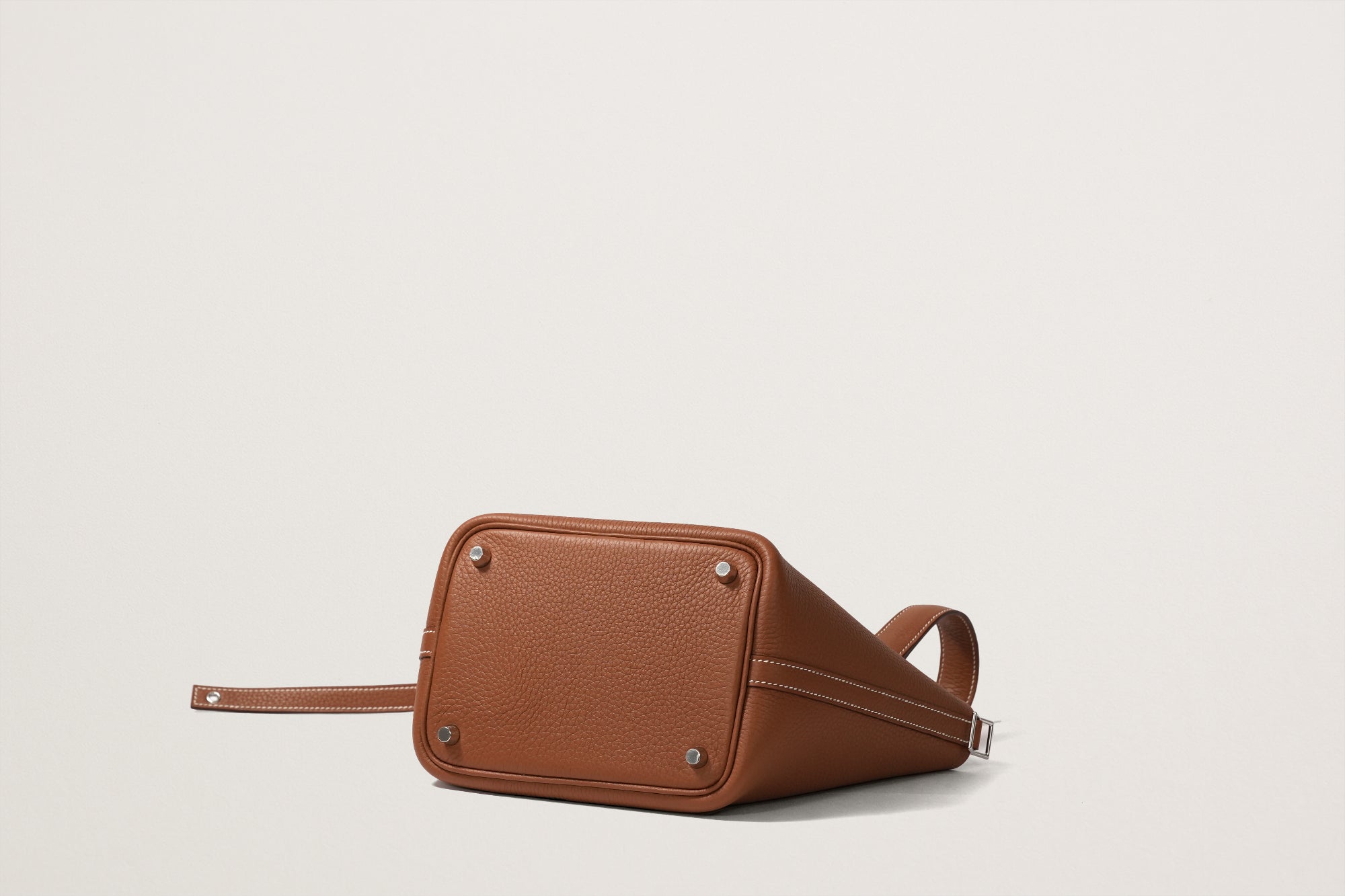 HERMES ピコタンロック18