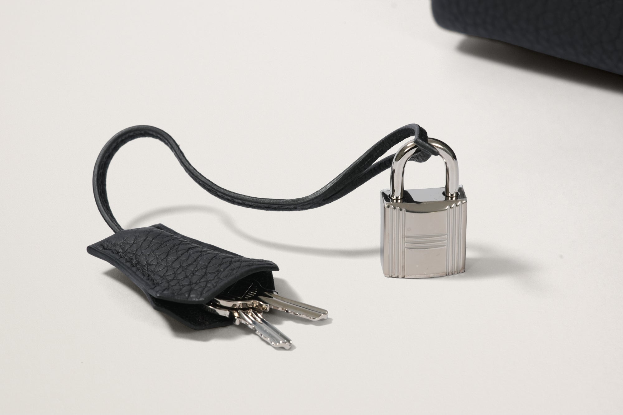 HERMES ケリー25 黒