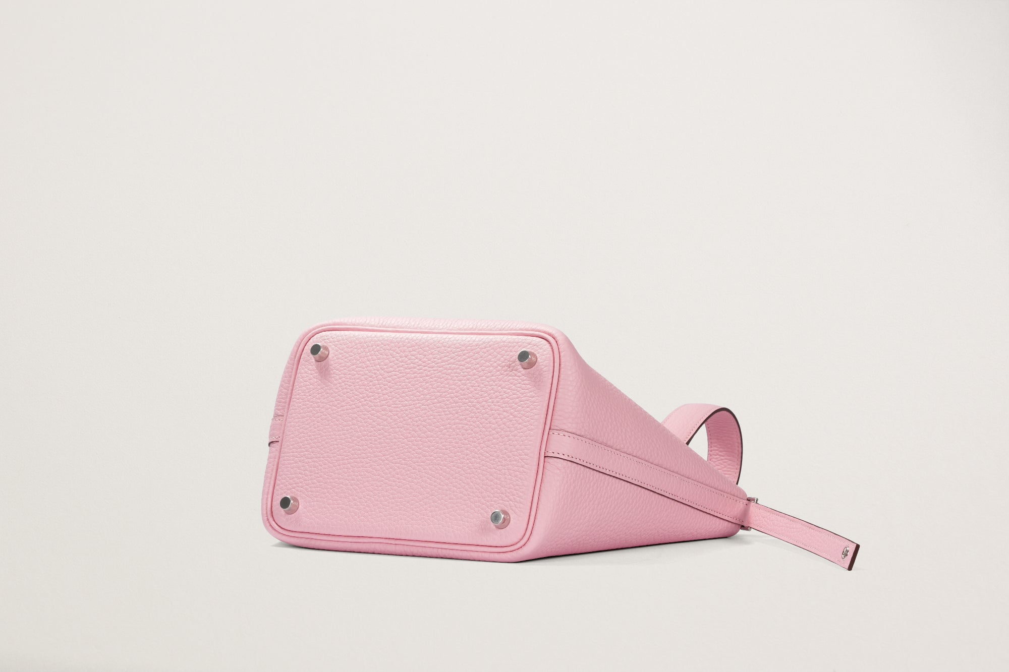 HERMES ピコタンロック18 ローズサクラ
