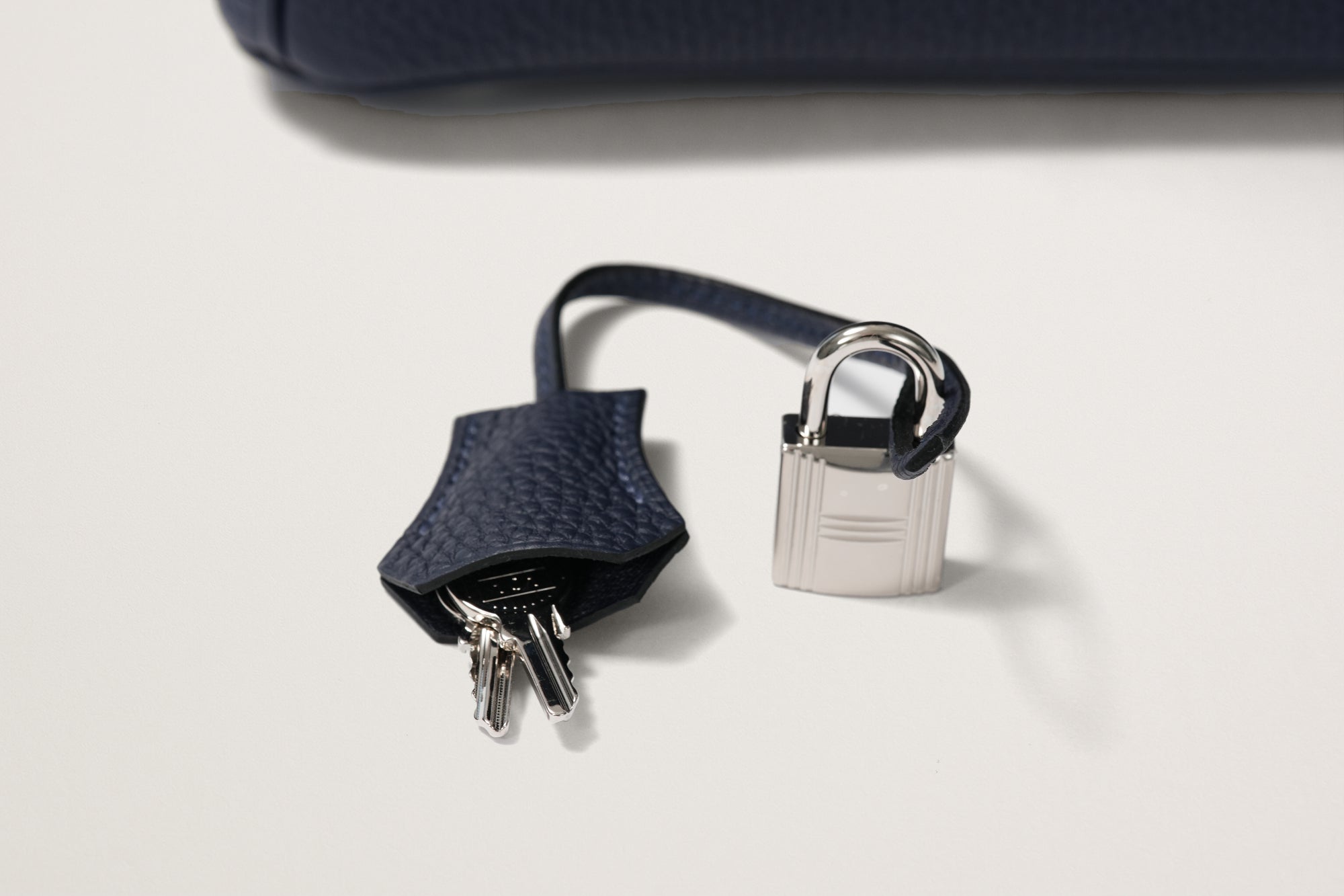 HERMES バーキン25 ブルーニュイ