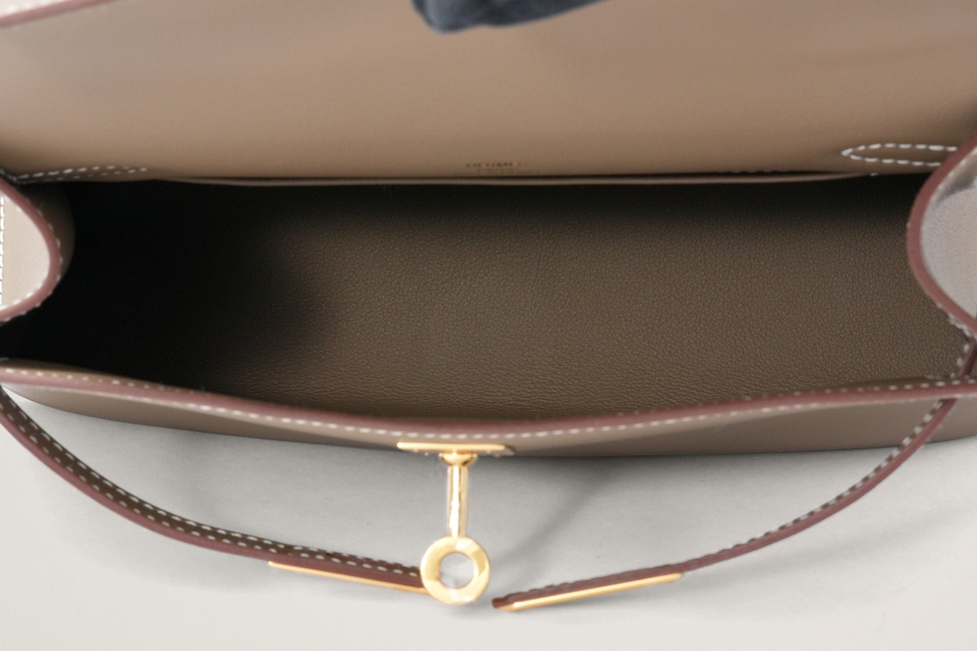 HERMES ポシェットケリー エトゥープ – GINZA SATAKE