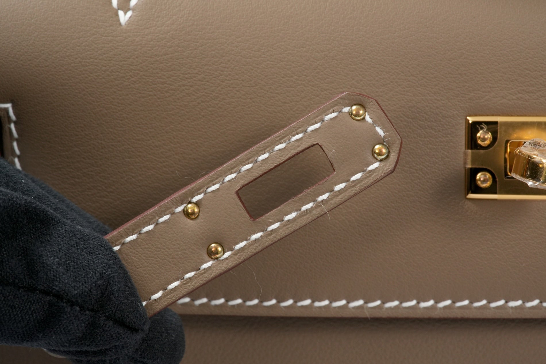 HERMES ポシェットケリー エトゥープ