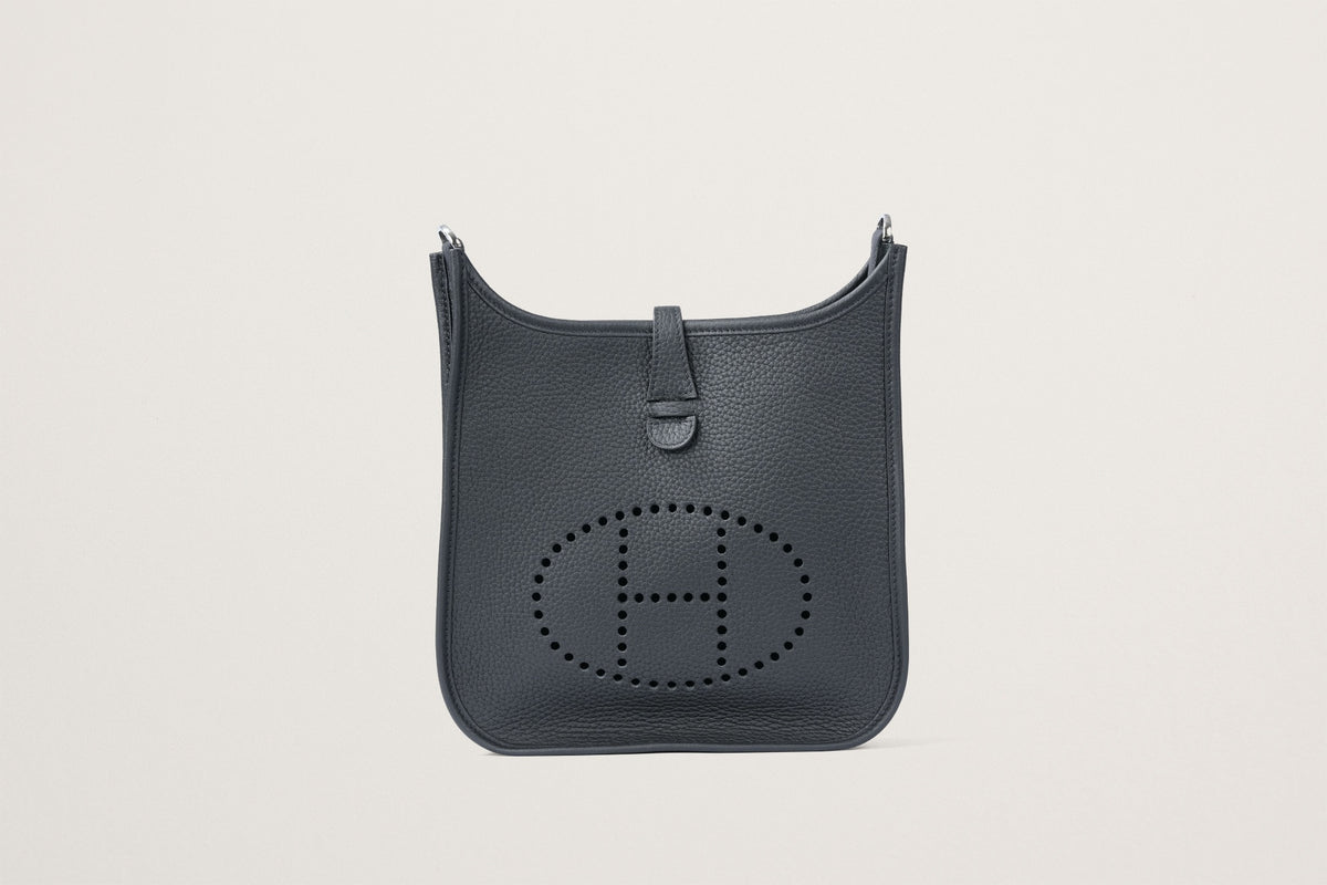 HERMES エヴリン23 黒