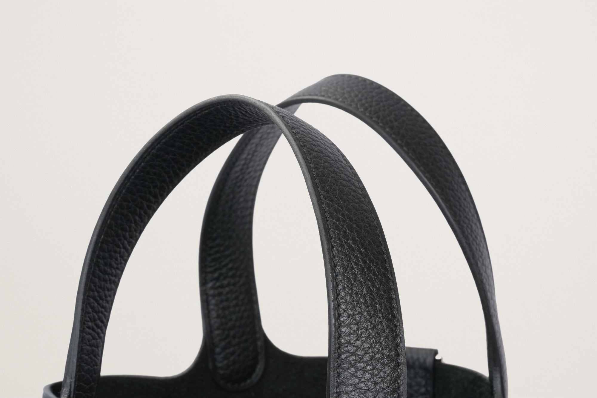 HERMES ピコタンロック18 黒