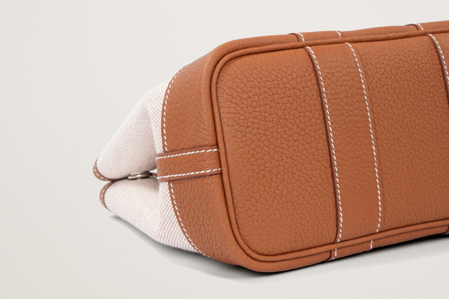 HERMES ネオ・ガーデン23 ゴールド/エクリュ