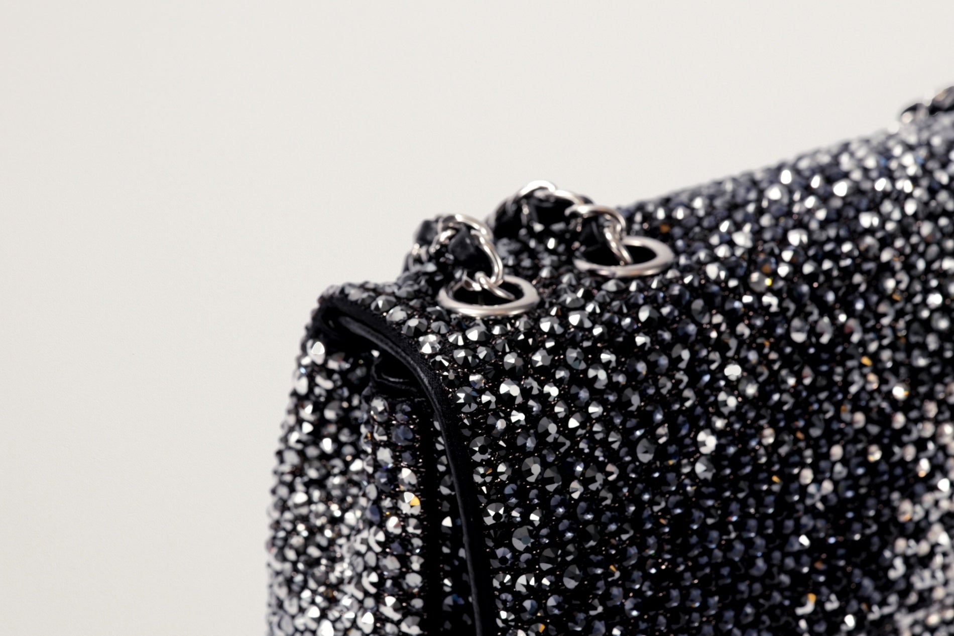 CHANEL イヴニングバッグ