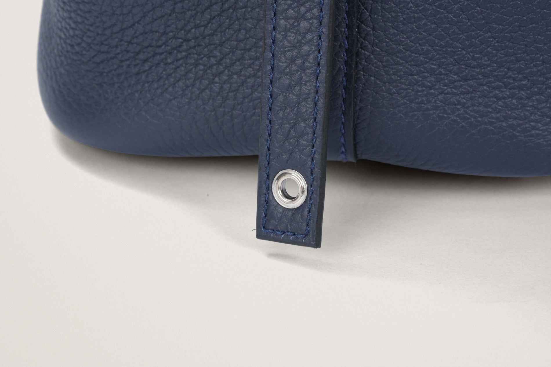 HERMES ピコタンロック18 ブルーニュイ