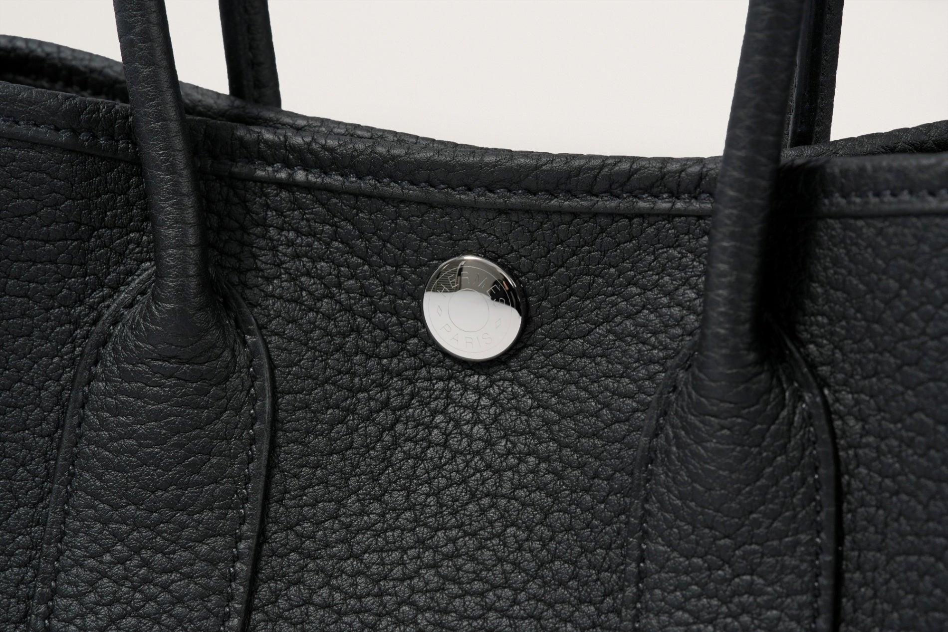 HERMES ネオ・ガーデン23 黒