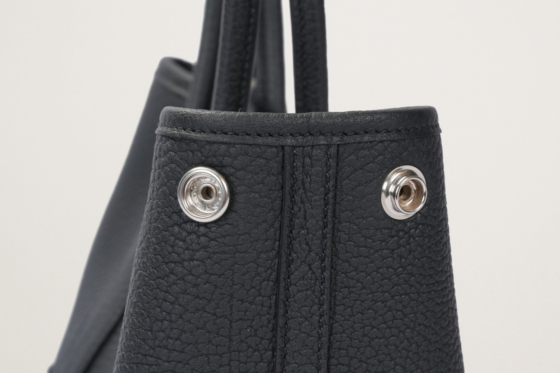 HERMES ネオ・ガーデン23 黒