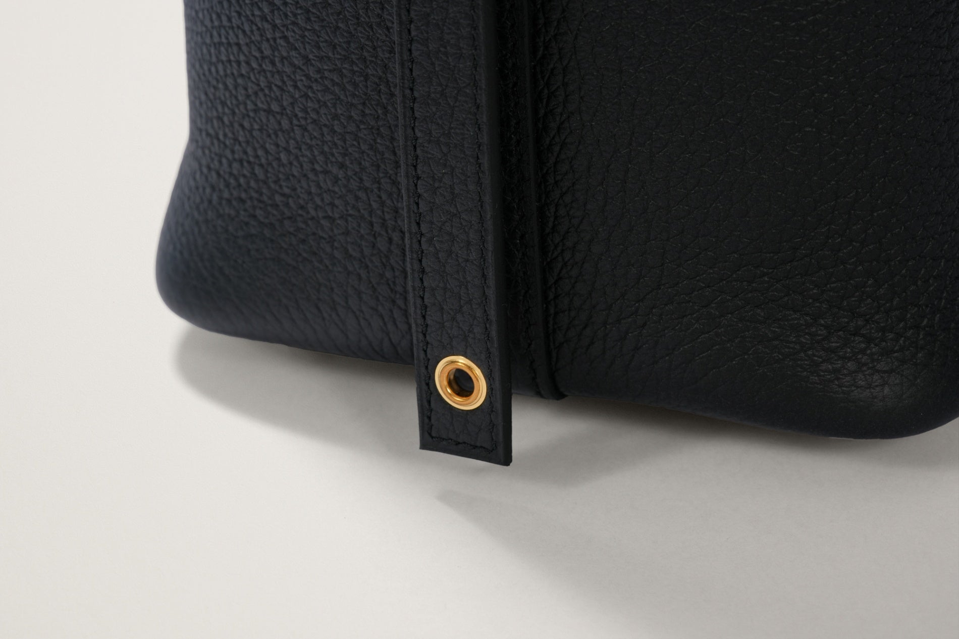 HERMES ピコタンロック18 黒