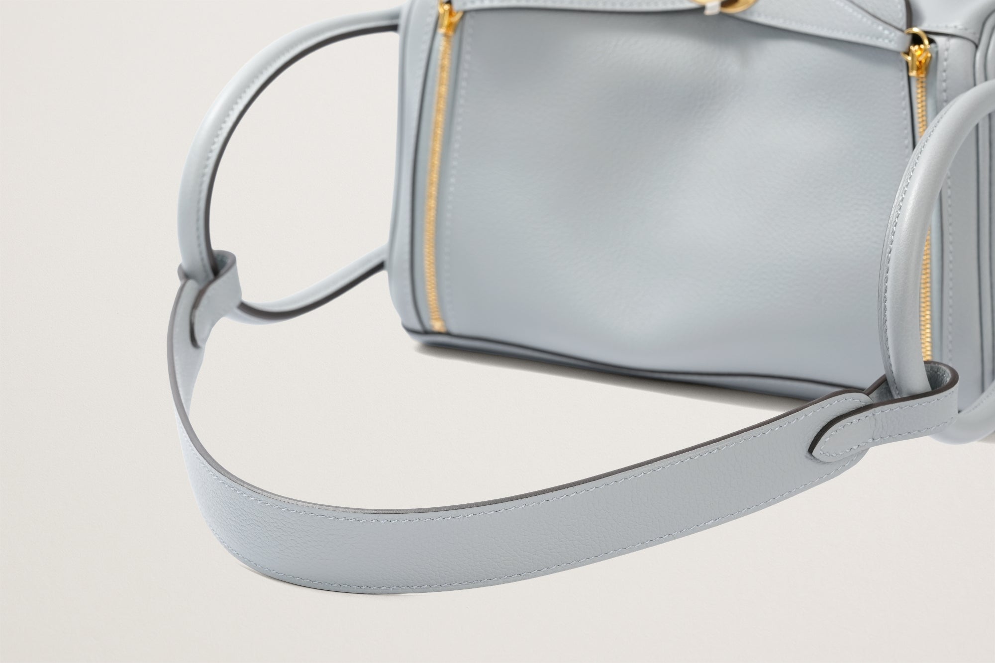 HERMES リンディ26 グリパンタン