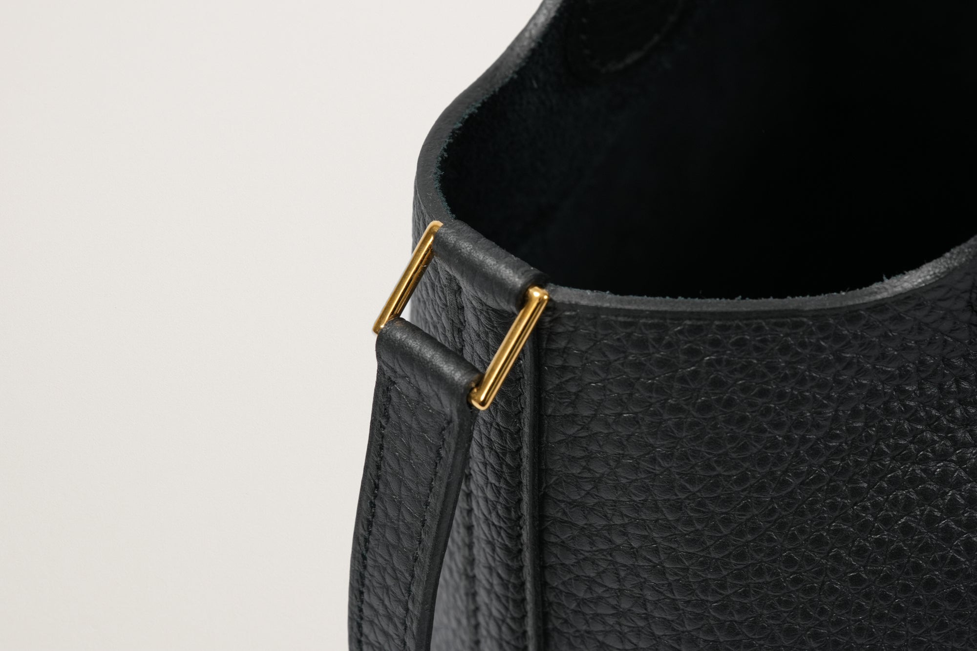 HERMES ピコタンロック18 黒