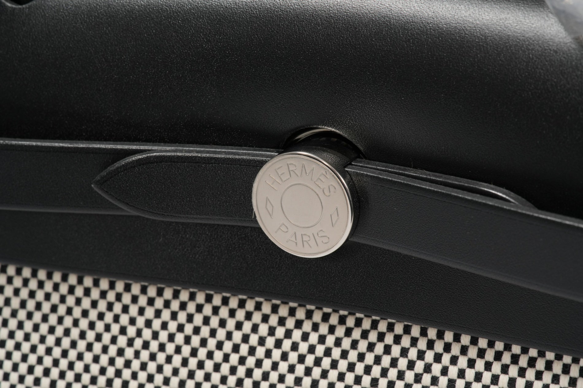 HERMES エールバッグ31 黒/エクリュ